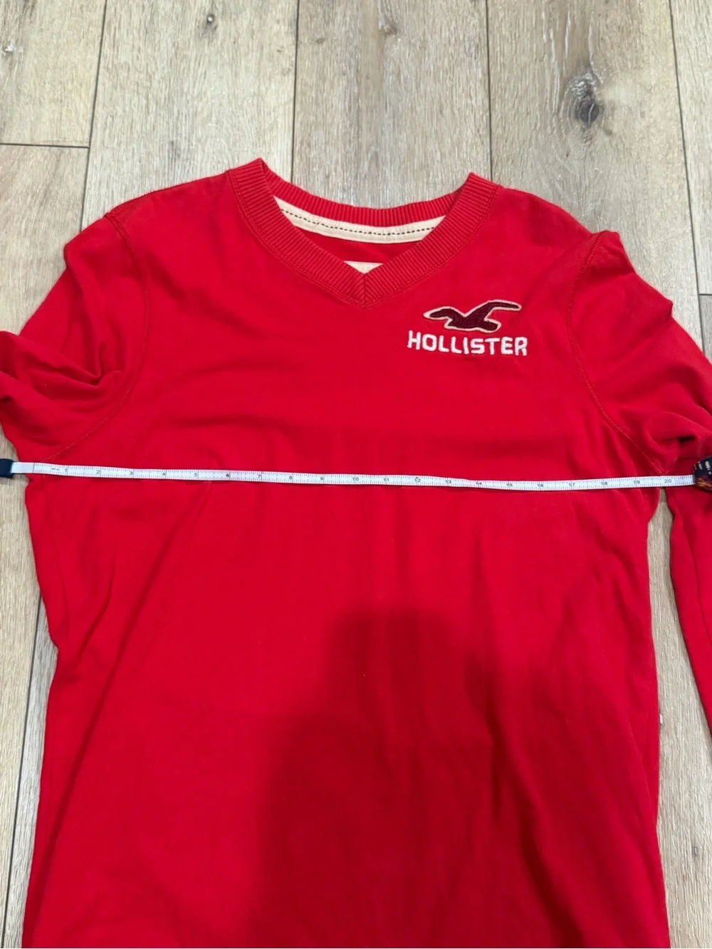 Hollister runs small
